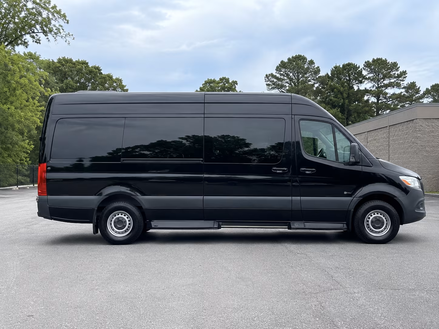 Berkeley Airport Shuttle & Transportation onboard seating