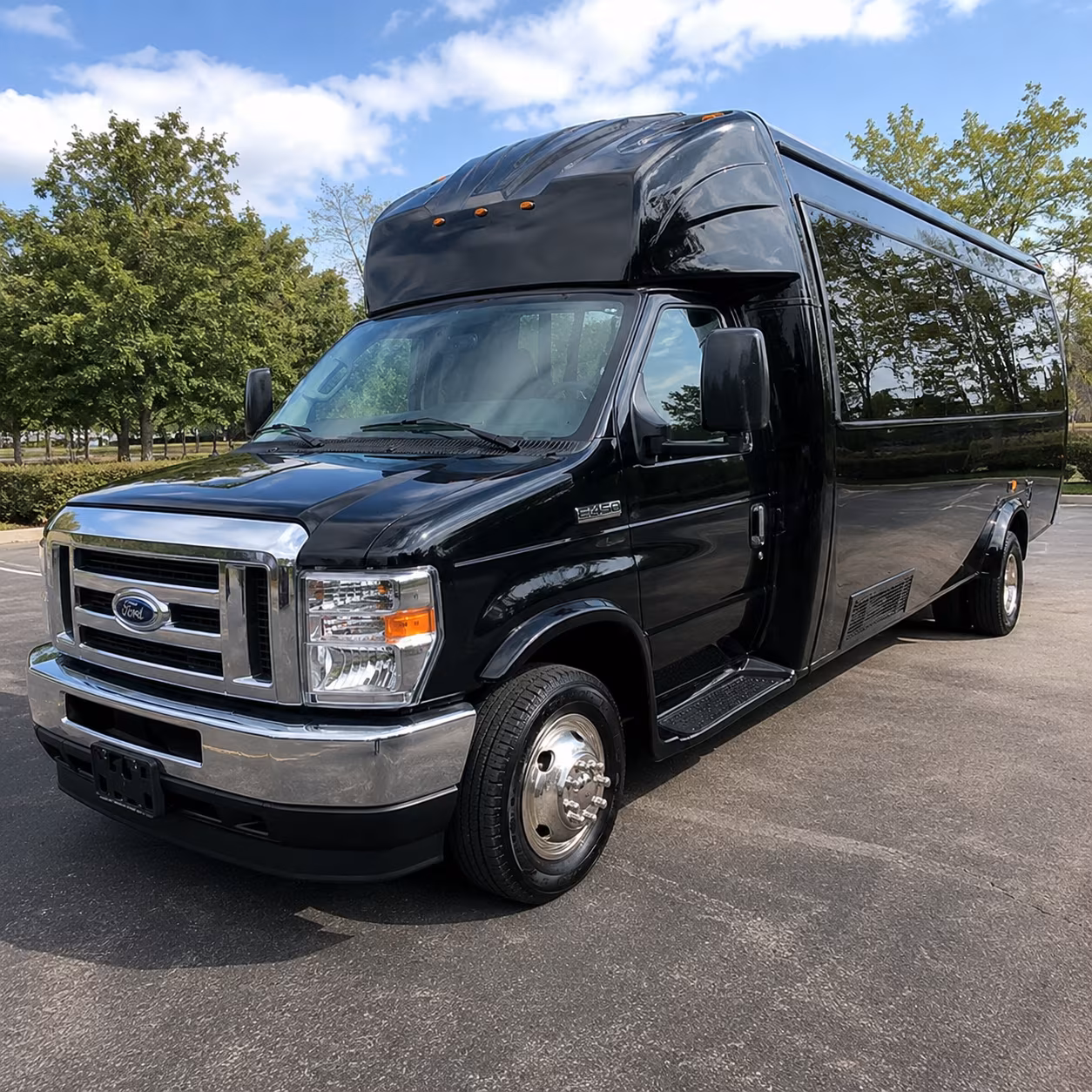 Berkeley Winery Tour & Pub Crawl Transportation party bus exterior