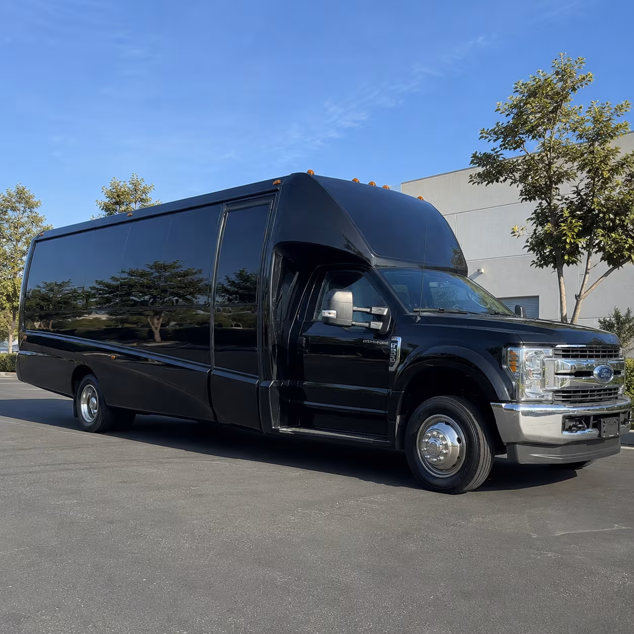 San Leandro Winery Tour & Pub Crawl Transportation